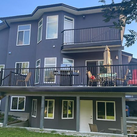 2 Bedroom Suite With Full Kitchen Revelstoke Exterior foto
